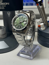 Seiko MOD - N.A Classic Date 36/40mm Acier Cadran VERT OLIVE