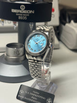 Lady Classic Date / N.A / 31 mm lunette cannelée cadran Romain ICE BLUE