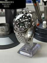 Seiko MOD - N.A Classic GMT Céramique gris/Noir "bruce wayne"