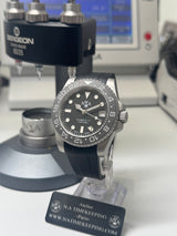 Seiko MOD - N.A Classic GMT boitier microbillé - rubber noir déployant