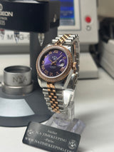 Lady Classic Date / N.A / bi-ton 31 mm lunette sertie Zirconium cadran Aubergine