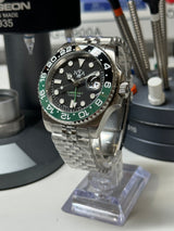 Seiko MOD - N.A Classic GMT Céramique Noir/Vert "SPRITE"