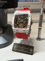 TX-01 /  TOURBILLON VOLANT - Lunette Carbon Blanc Boitier Acier 316L Cadran Rouge Carmin /Bracelet Rouge Carmin