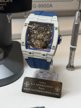 TX-01 /  TOURBILLON VOLANT - Lunette Carbon Blanc Boitier Acier 316L Cadran Bleu Azure /Bracelet  Bleu Azure