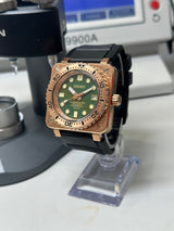 MSeiko MOD -  Square  DIVER 42.5mm PVD BRONZE Manufacture Cadran vert