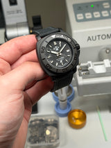 Natk - PVD NOIR Cadran Carbon forgé one of one Boîtier Marina
