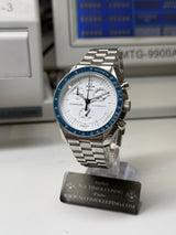 OMEGA X SWATCH / MOONSWATCH CUSTOM - "Snoopy white V2" Lunette bleu saphir , boitier V2/braclet V2