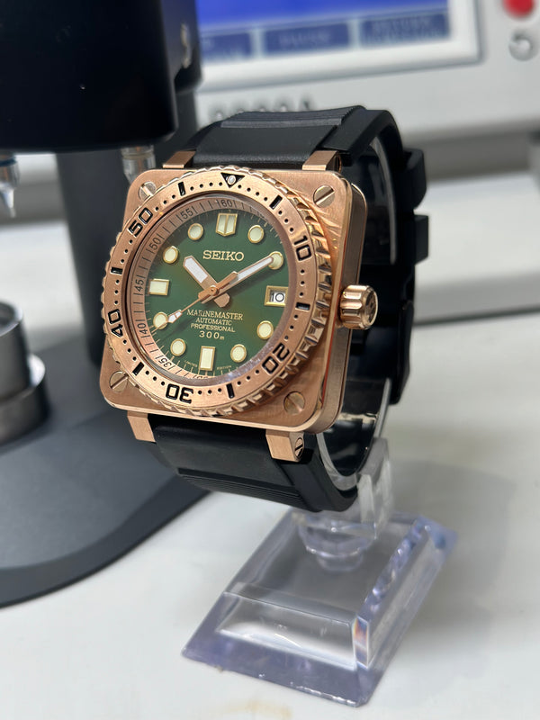 MSeiko MOD -  Square  DIVER 42.5mm PVD BRONZE Manufacture Cadran vert