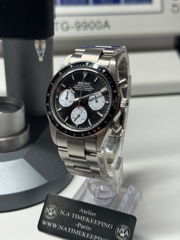 N.A - Chronographe 37mm vintage Racing Lunette alu cadran Blanc "PANDA" Bracelet Acier