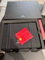 OMEGA SPEEDMASTER MOONWATCH PROFESSIONAL — SAPPHIRE SANDWICH 42 MM  310.30.42.50.01.002