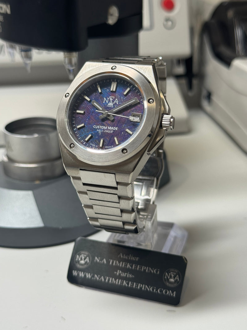 ARC - N.A - Boitier 904L bracelet intégré Cadran Météorite Bleu Pièce Unique "RARE"