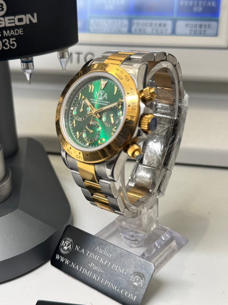 N.A - Chronographe Racing Lunette OR cadran NOIR - BI TON PVD OR/ACIER Cadran Vert Arabic